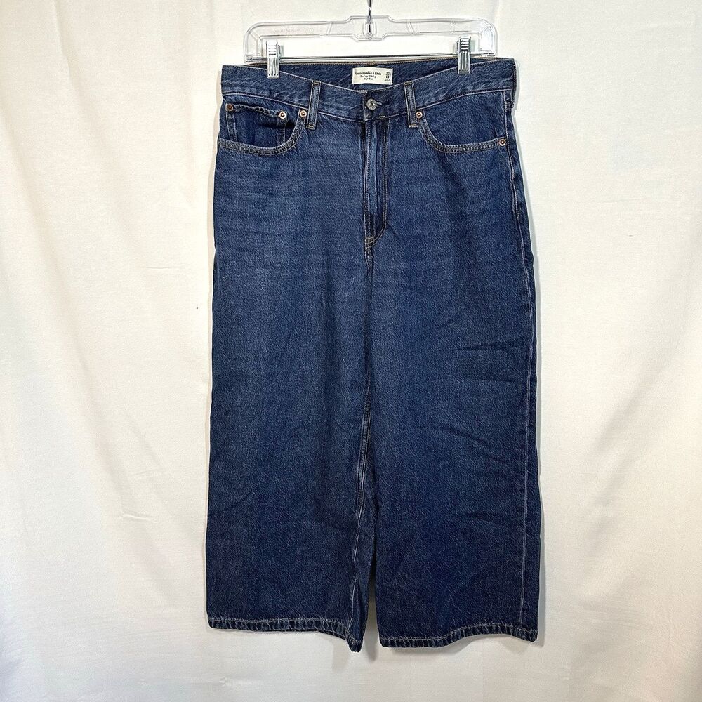 Abercrombie & Fitch AF The Crop Wide Leg High Rise Size 30/ US 10